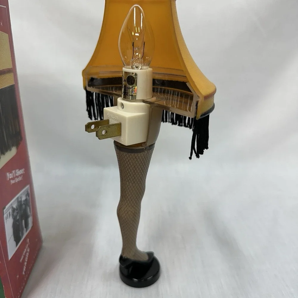 Neca leg lamp